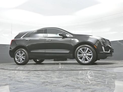 Certified 2024 Cadillac XT5 Premium Luxury AWD/4WD image 25