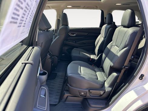 New 2025 Subaru Ascent Limited image 30