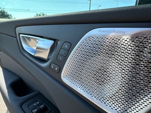 New 2026 Volvo XC60 T8 Polestar image 18