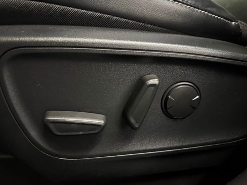 Used 2024 Ford Escape Platinum image 26