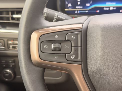 Used 2023 Chevrolet Tahoe High Country AWD/4WD image 31