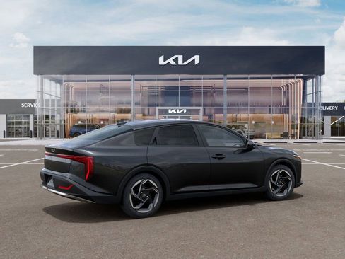 New 2026 Kia K4 EX image 7