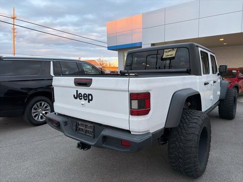 Used 2020 Jeep Gladiator Sport w/ Quick Order Package 24S image 18