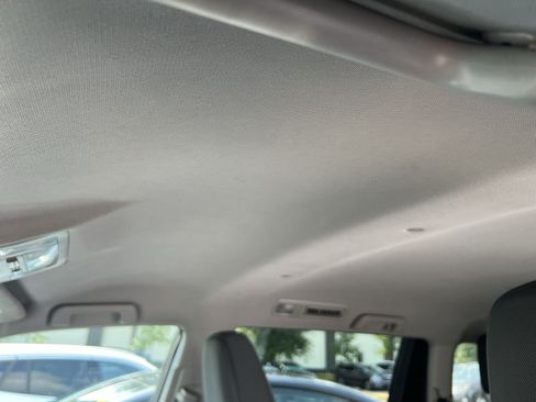 Used 2016 Toyota Highlander LE AWD/4WD image 20