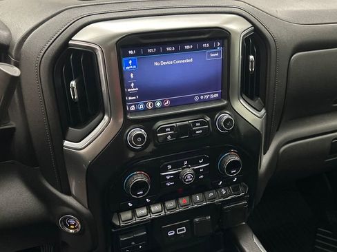 Used 2020 Chevrolet Silverado 1500 LT Trail Boss AWD/4WD image 12