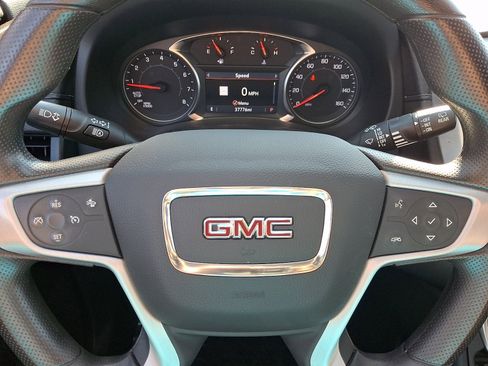Used 2023 GMC Terrain SLE w/ Driver Convenience Package AWD/4WD image 20