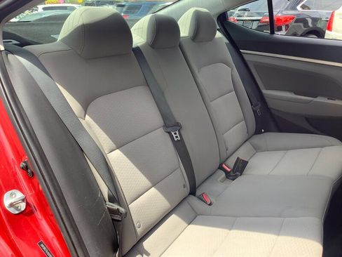 Used 2020 Hyundai Elantra SEL FWD image 15