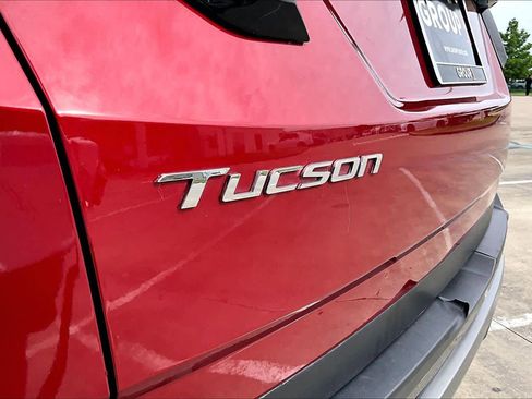 Used 2024 Hyundai Tucson Limited AWD/4WD image 29