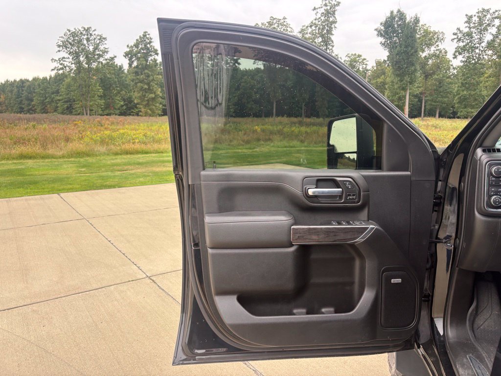 Used 2021 Chevrolet Silverado 3500 LTZ w/ LTZ Plus Package AWD/4WD image 10