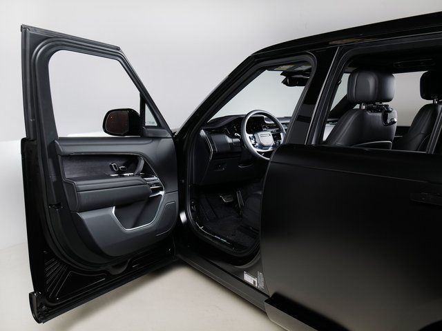 New 2026 Land Rover Range Rover SE AWD/4WD image 25
