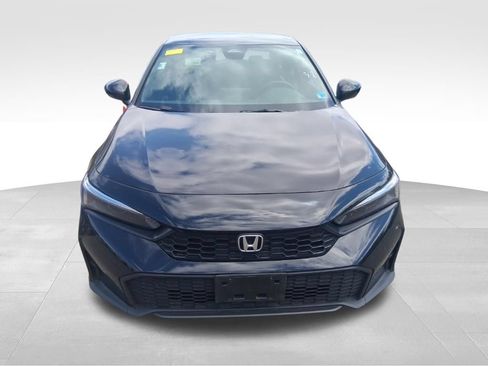 Used 2025 Honda Civic Sport image 3