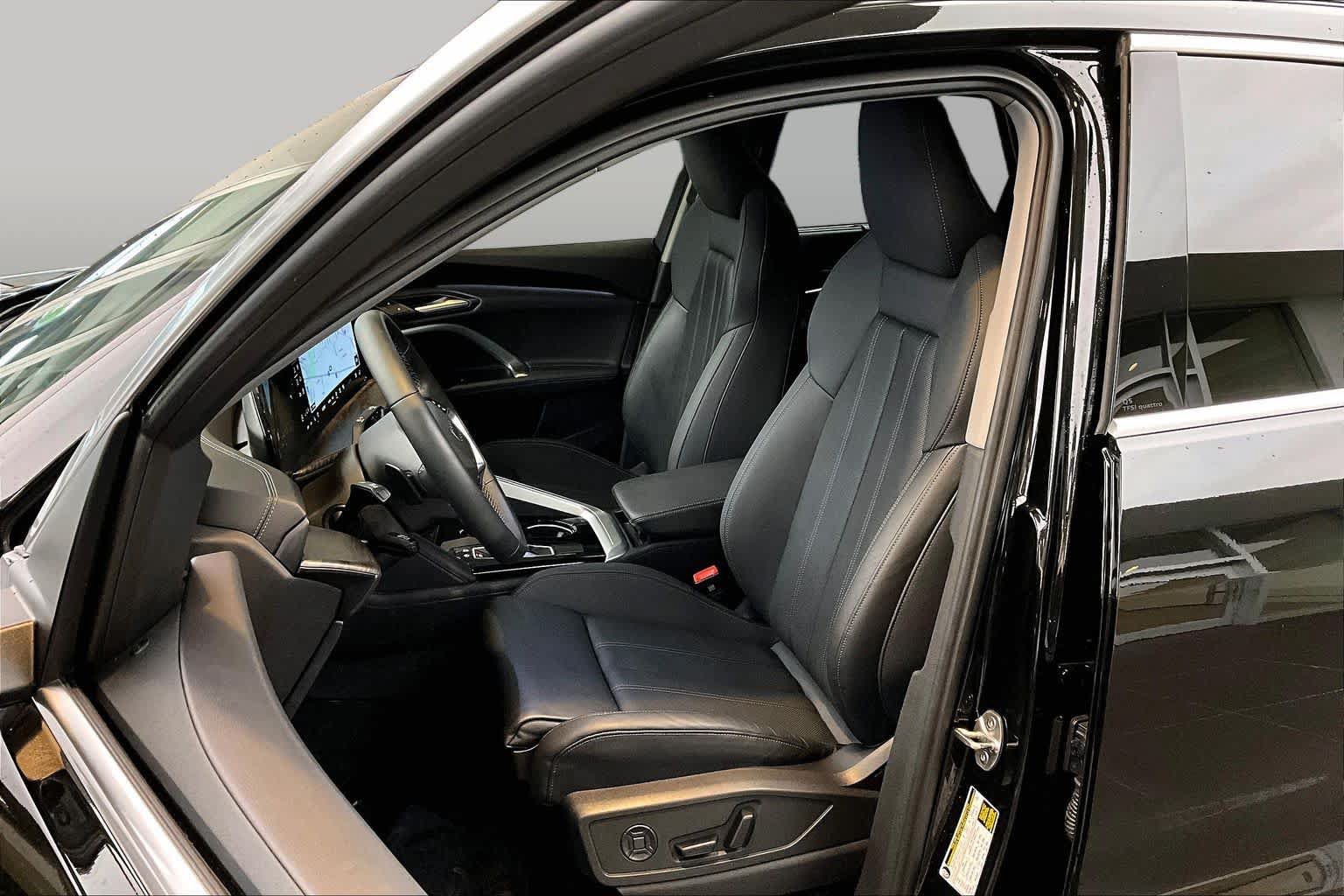 Certified 2025 Audi Q5 Premium AWD/4WD image 8