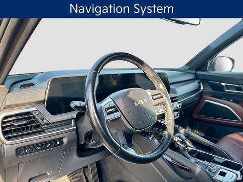 Used 2023 Kia Telluride EX w/ EX Captain's Chair Package image 12