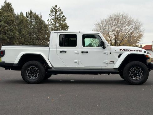 Used 2021 Jeep Gladiator Mojave image 3