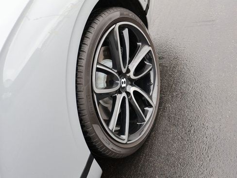 Used 2022 Bentley Continental GT AWD/4WD image 41
