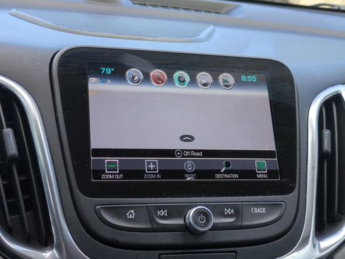 Used 2018 Chevrolet Equinox Premier FWD image 19