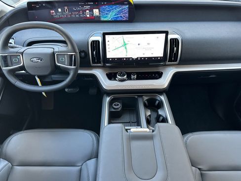 New 2026 Ford Expedition Max Active image 12