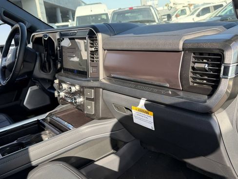 New 2026 Ford F250 Platinum w/ Tremor Off-Road Package AWD/4WD image 8