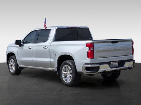 Used 2022 Chevrolet Silverado 1500 LTZ image 6