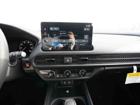 New 2026 Honda HR-V LX image 17