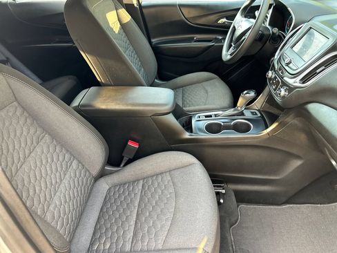 Used 2020 Chevrolet Equinox LT AWD/4WD image 13