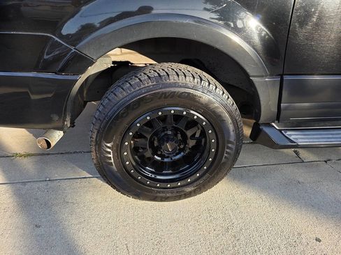 Used 2007 Ford Expedition EL Limited image 30