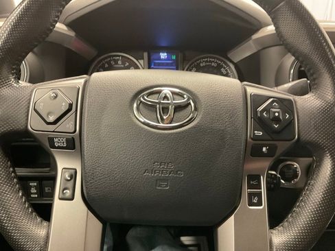 Used 2019 Toyota Tacoma Limited image 18