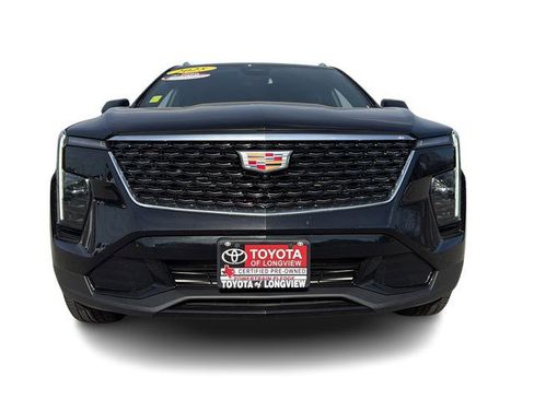 Used 2025 Cadillac XT4 Premium Luxury image 14