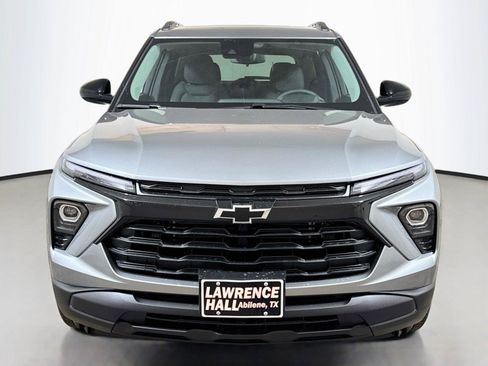 New 2026 Chevrolet TrailBlazer LT w/ Midnight Edition FWD image 2