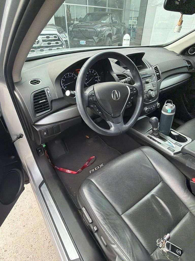 Used 2015 Acura RDX AWD image 9