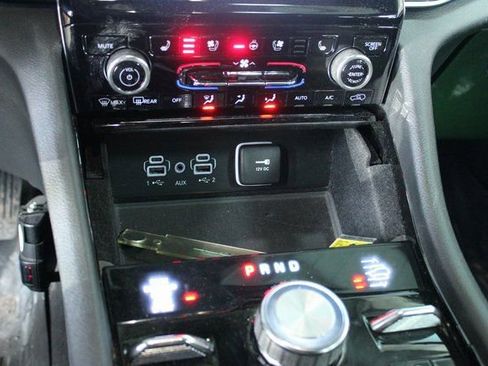 Used 2021 Jeep Grand Cherokee L Overland w/ Advanced Protech Group III image 19