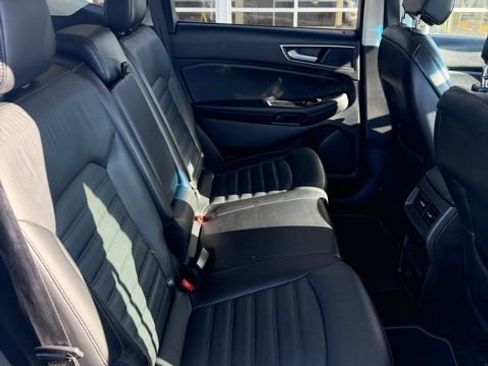 Used 2015 Ford Edge SEL w/ Equipment Group 201A image 18