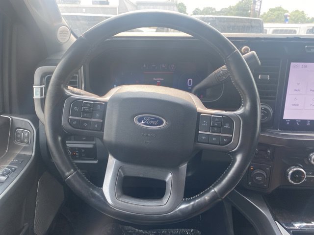 Used 2023 Ford F250 Lariat w/ Lariat Ultimate Package AWD/4WD image 14