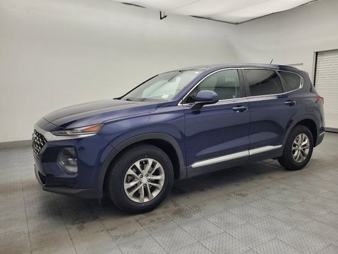 Used 2020 Hyundai Santa Fe SE FWD image 2