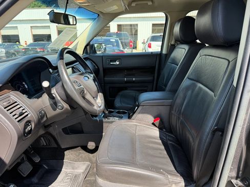 Used 2017 Ford Flex SEL w/ Equipment Group 202A AWD/4WD image 2