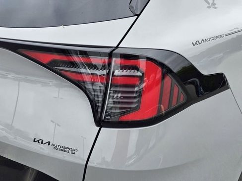 New 2026 Kia Sportage SX FWD image 9