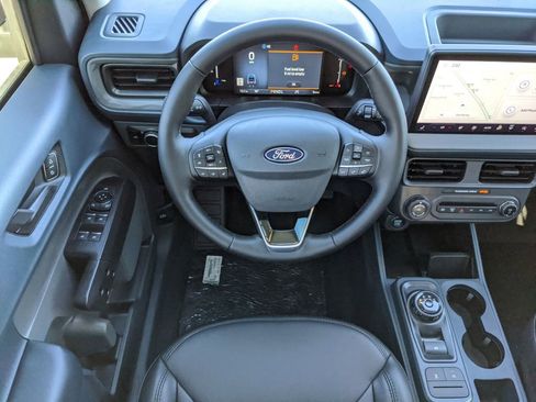 New 2026 Ford Maverick Lariat w/ Black Appearance Package image 13