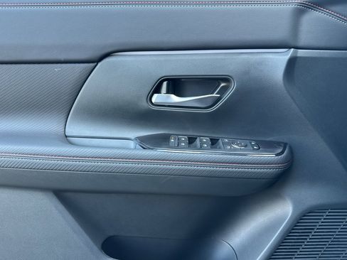 New 2026 Nissan Kicks SR w/ SR Premium Package image 8