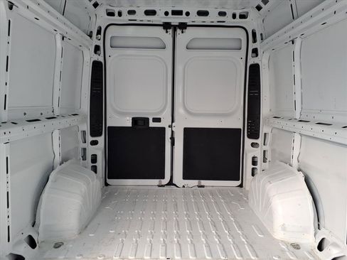 Used 2025 RAM ProMaster 3500 w/ Convenience Group image 15