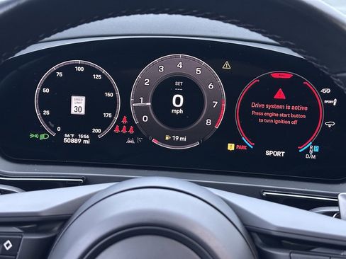 Used 2024 Porsche Cayenne S image 19