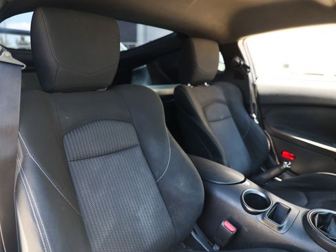 Used 2017 Nissan 370Z NISMO RWD image 14