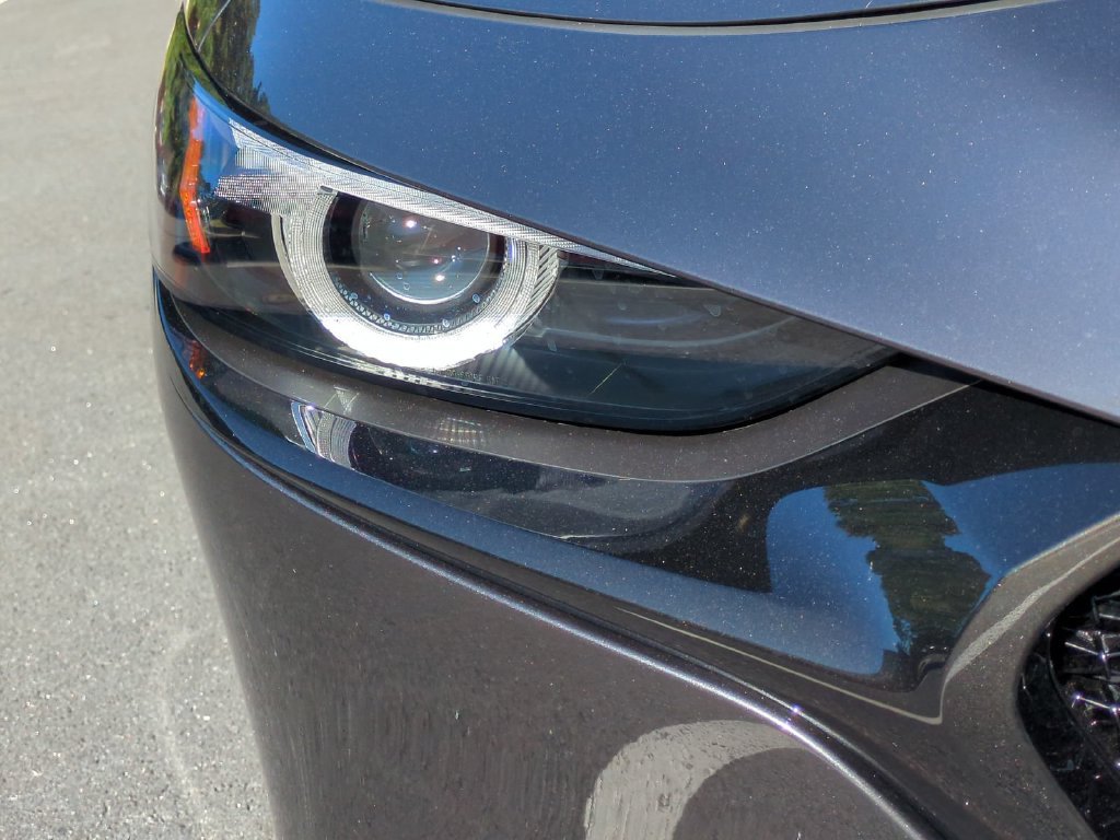 New 2026 MAZDA MAZDA3 2.5 S Hatchback w/ Premium Pkg FWD image 9