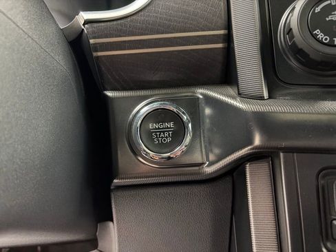 Used 2023 Ford F150 Platinum w/ FX4 Off-Road Package image 17