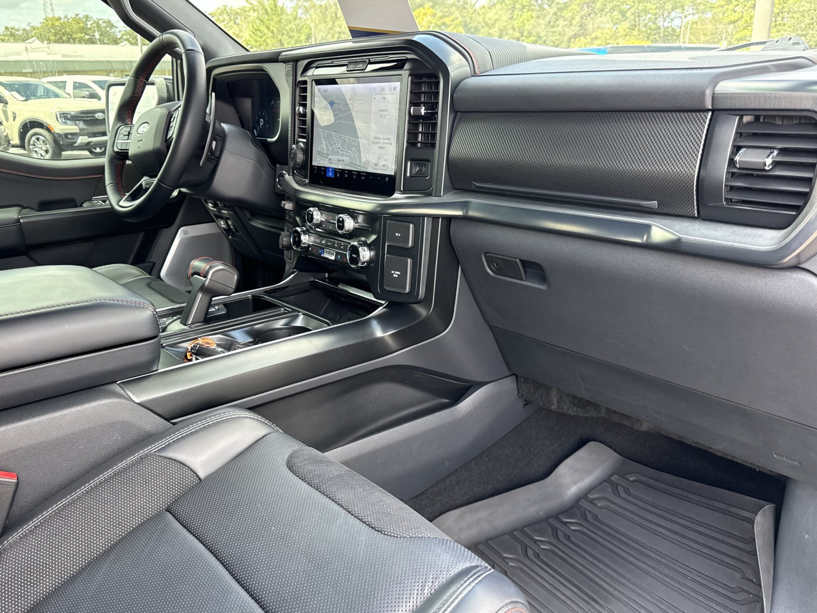 Certified 2025 Ford F150 Raptor AWD/4WD image 17