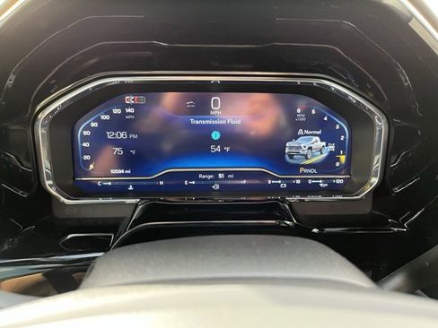 Used 2025 Chevrolet Silverado 2500 ZR2 w/ Technology Package image 27