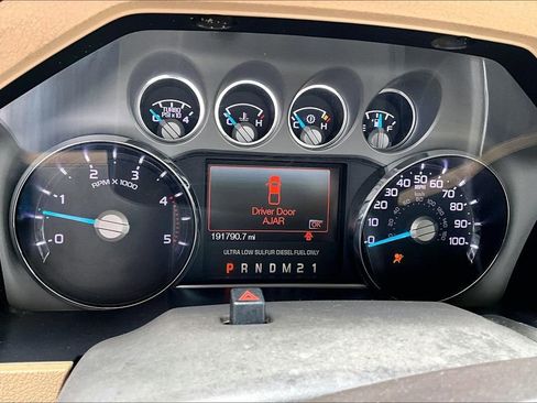 Used 2011 Ford F350 Lariat w/ Lariat Ultimate Pkg AWD/4WD image 2