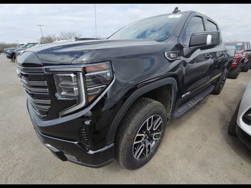 Used 2025 GMC Sierra 1500 AT4 w/ AT4 Premium Package image 1