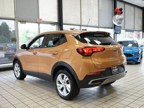 Used 2025 Buick Encore GX Preferred FWD image 3