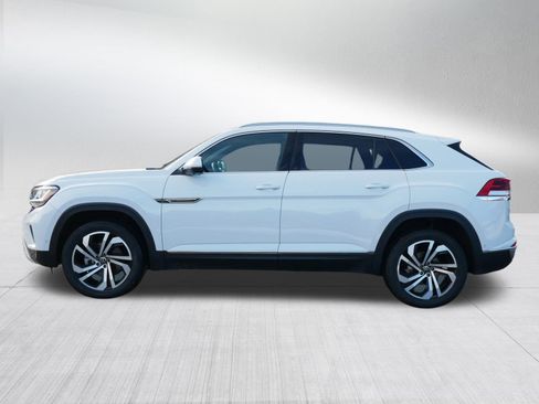 Used 2021 Volkswagen Atlas Cross Sport SEL Premium image 8