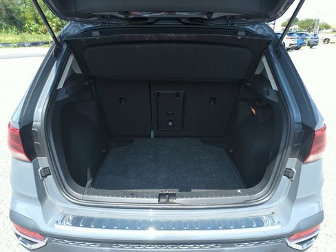 Used 2023 Volkswagen Taos SE w/ Panoramic Sunroof Package FWD image 30